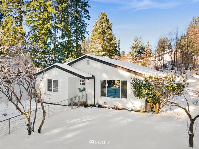 Lead image for 611 SW View Drive Port Orchard