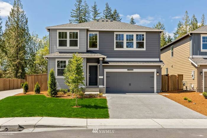 Lead image for 17528 Crossing Drive E #37 Puyallup