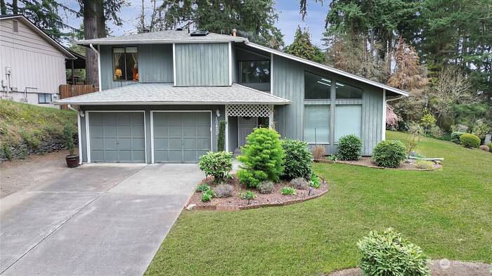 Lead image for 10420 90th Avenue SW Lakewood